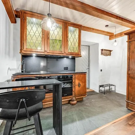 Cozy Nest In The Old Town Daire *