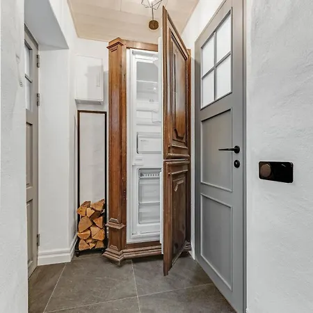 Cozy Nest In The Old Town Daire *