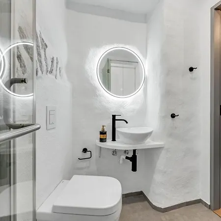 Cozy Nest In The Old Town Daire