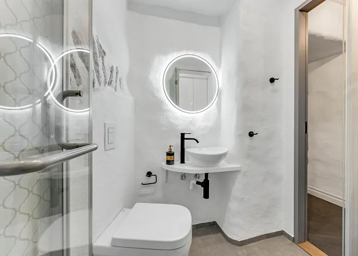 Cozy Nest In The Old Town Apartment