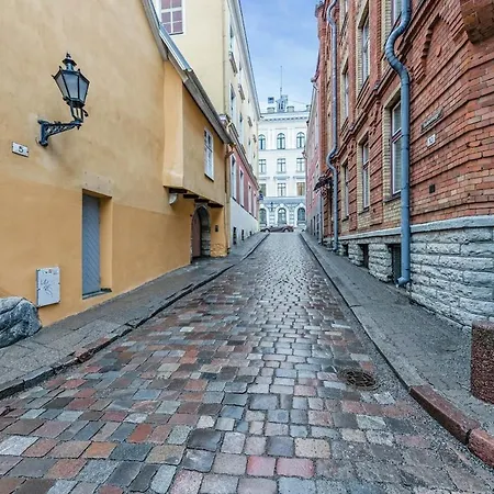 Cozy Nest In The Old Town * Tallinn